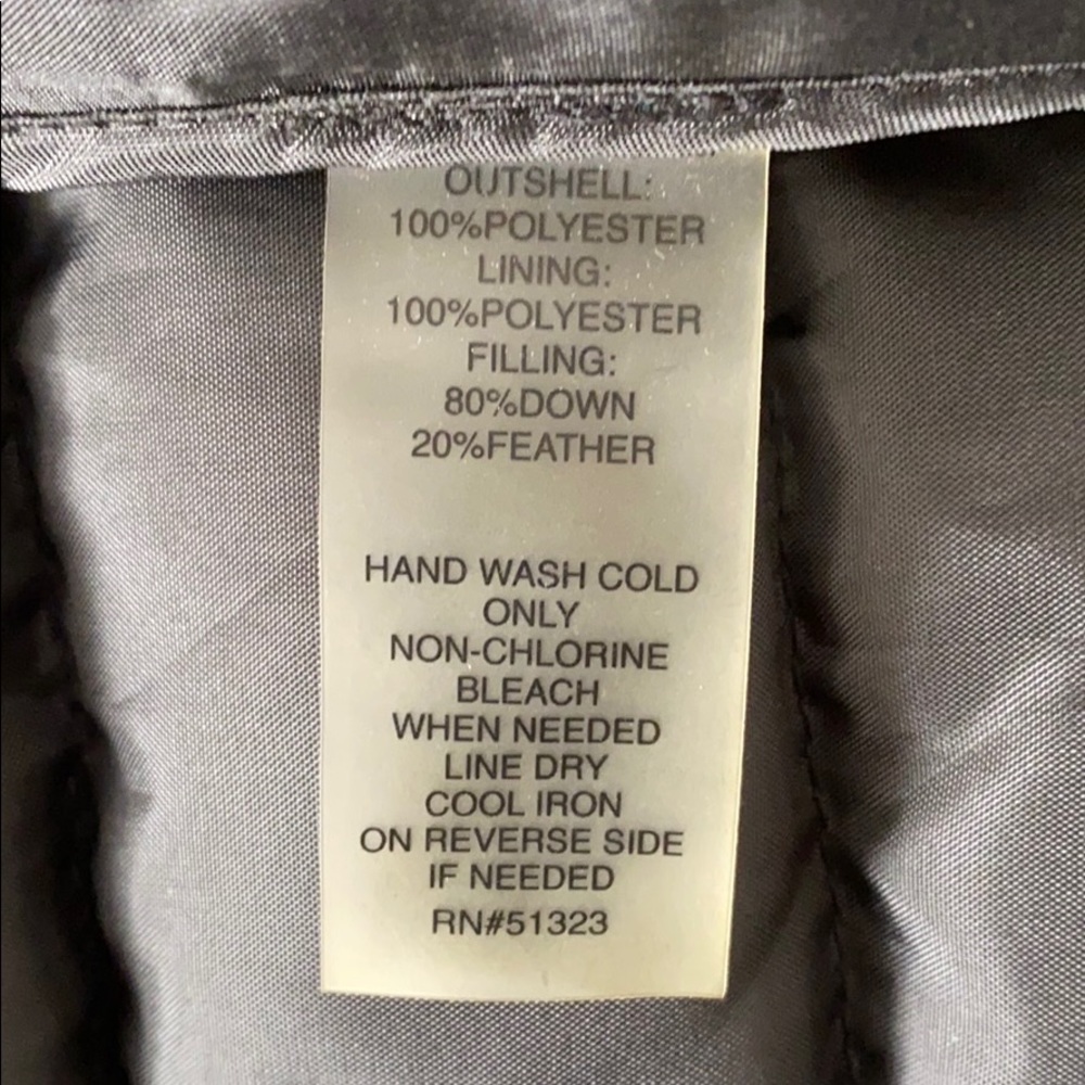 Vince Camuto Black XL Puffer Vest - Picture 5 of 5